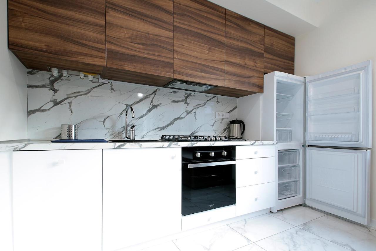 Ferienwohnung Luxury Nest Lviv Center Exterior foto